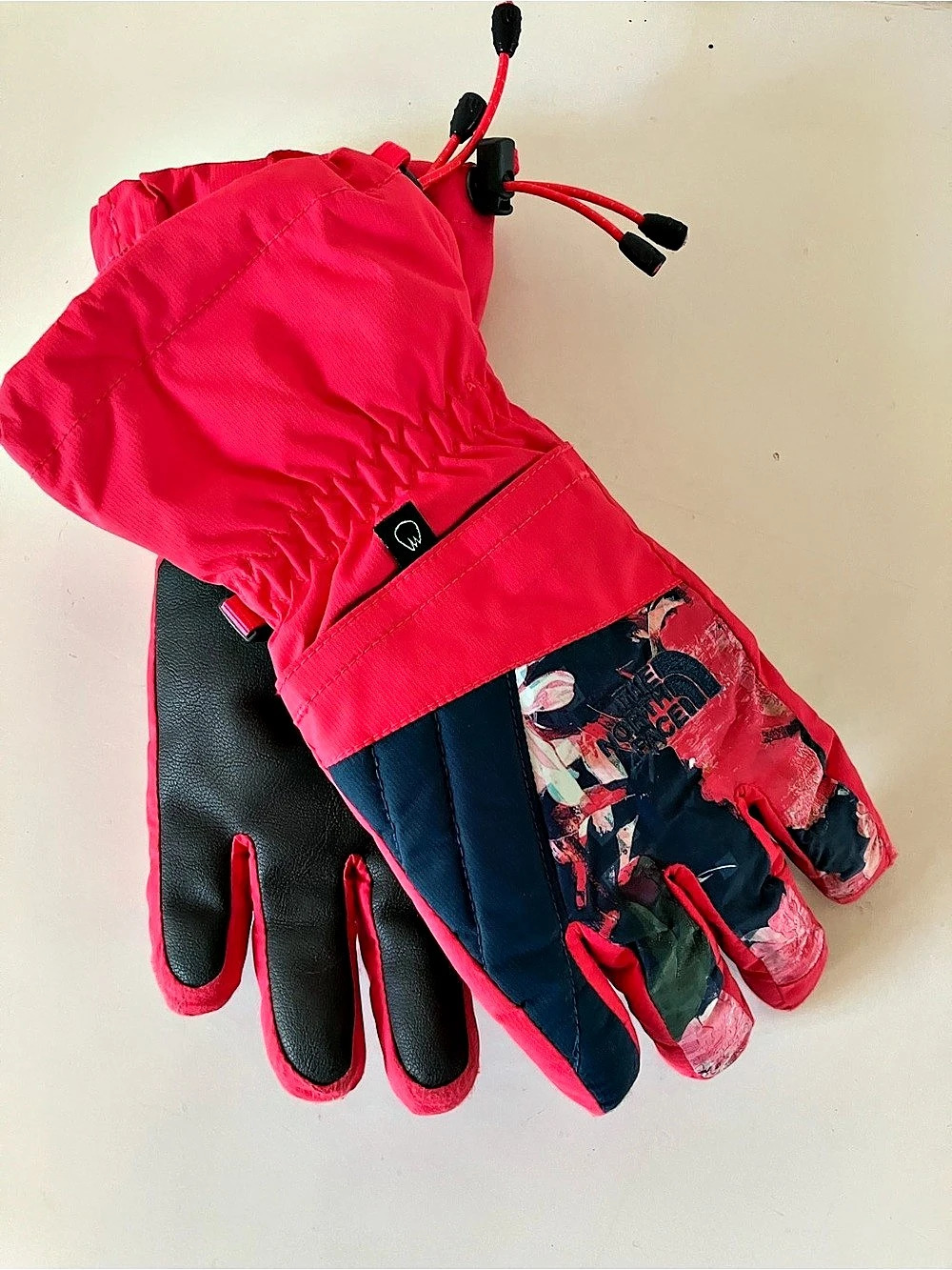 The North Face Youth Gore-Tex Ski Gloves Girls Large Pink & Black